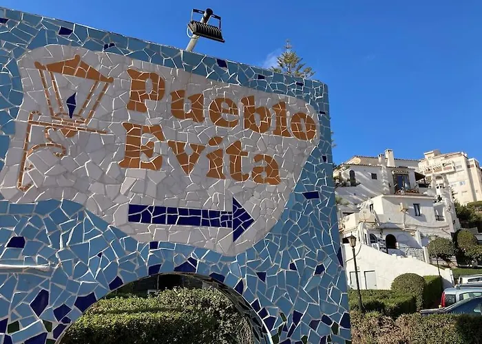 Amazing Sea Views, 1 Bed Pueblo Evita