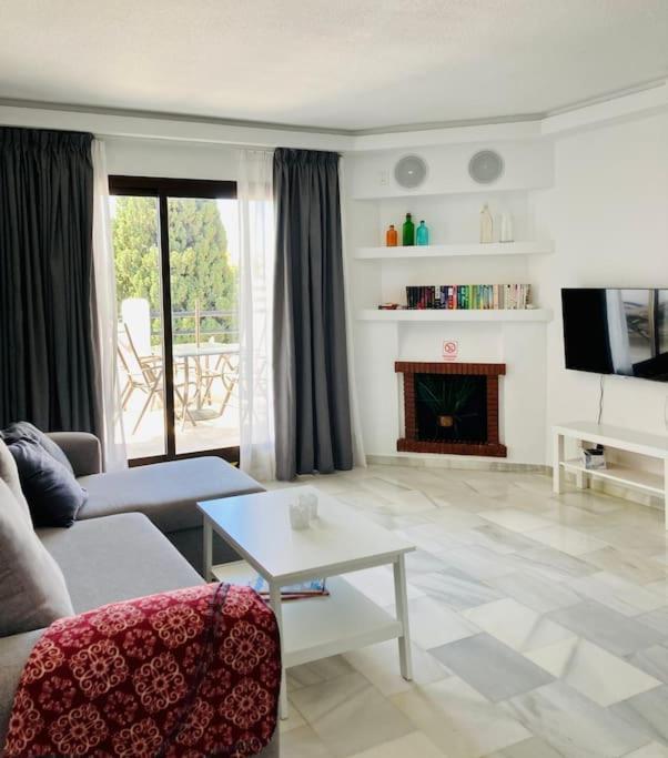Apartment Amazing Sea Views, 1 Bed Pueblo Evita Benalmadena