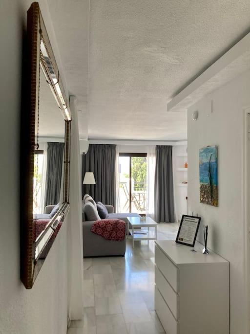 Amazing Sea Views, 1 Bed Pueblo Evita Apartment Benalmadena