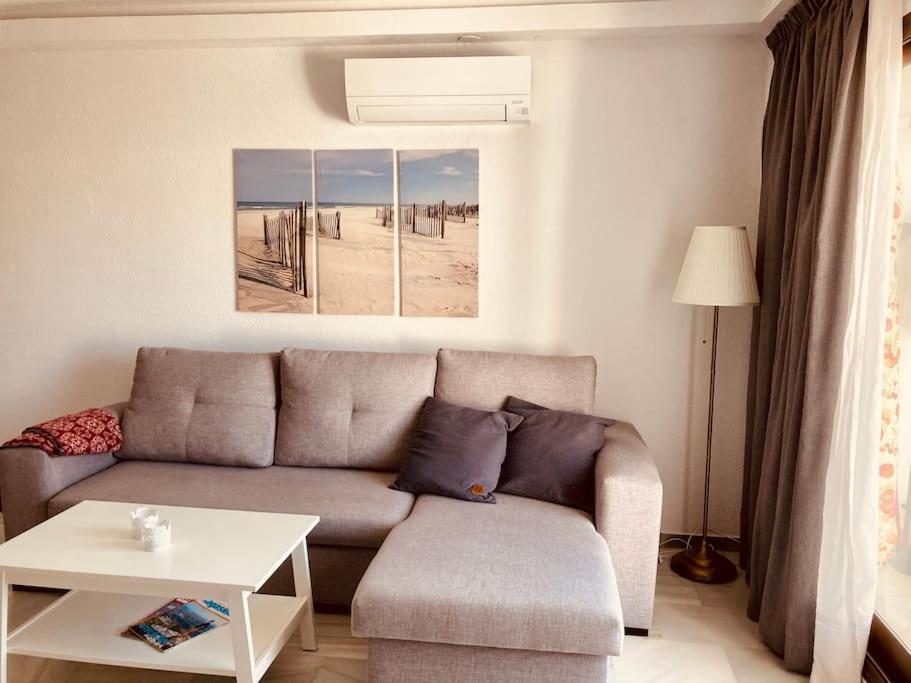 Amazing Sea Views, 1 Bed Pueblo Evita